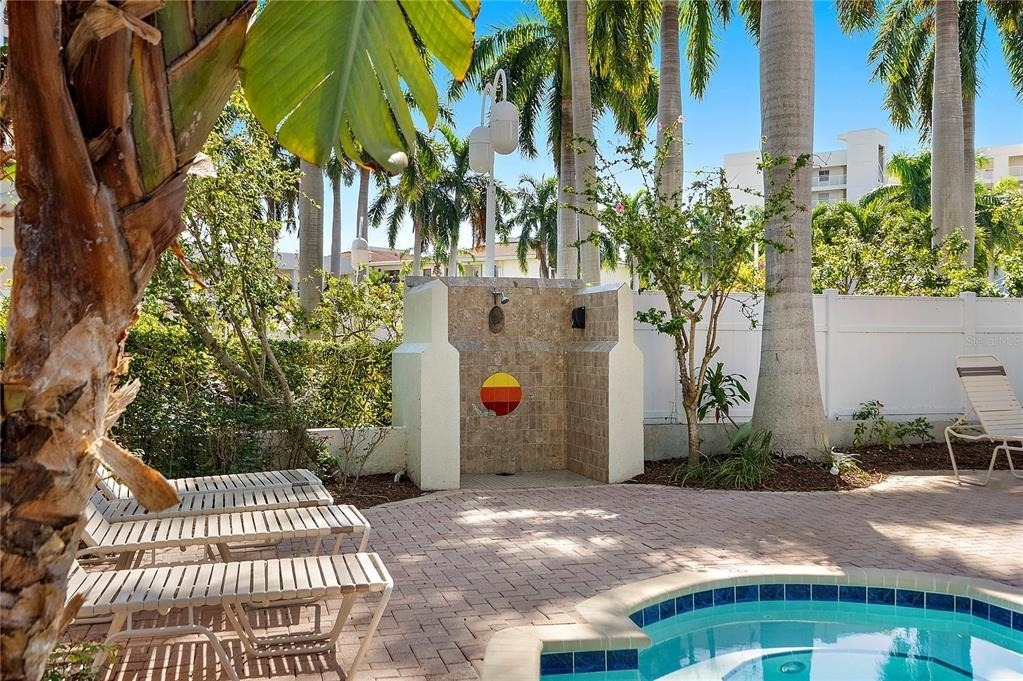 6085 Bahia Del Mar Circle - Photo 33
