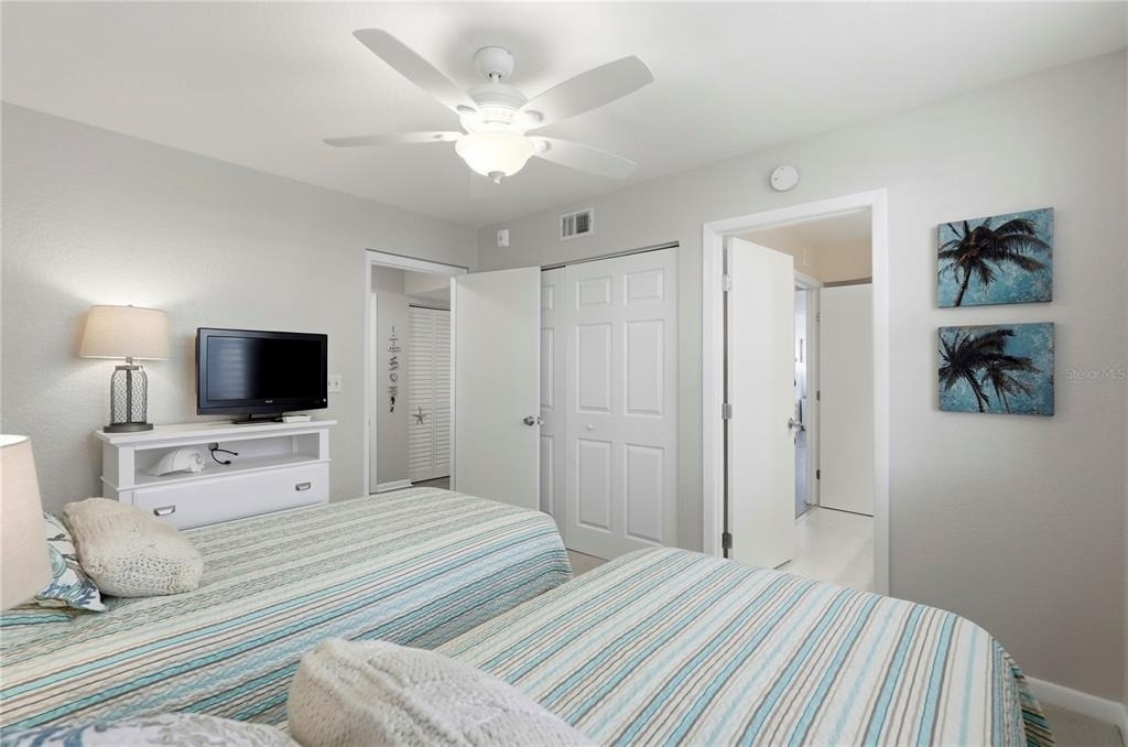 6085 Bahia Del Mar Circle - Photo 24