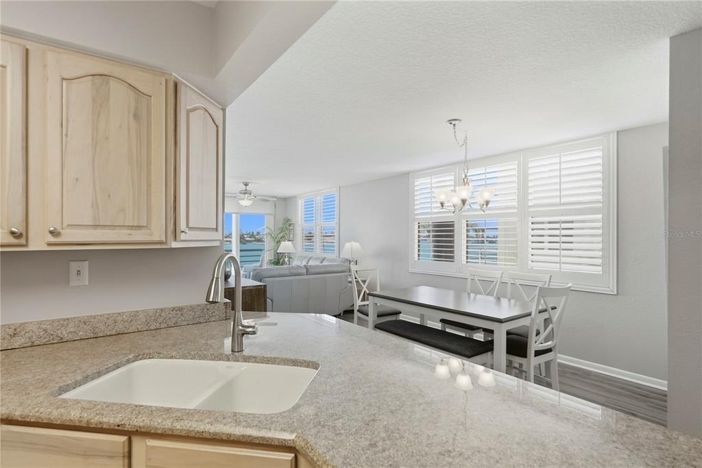 6085 Bahia Del Mar Circle - Photo 10