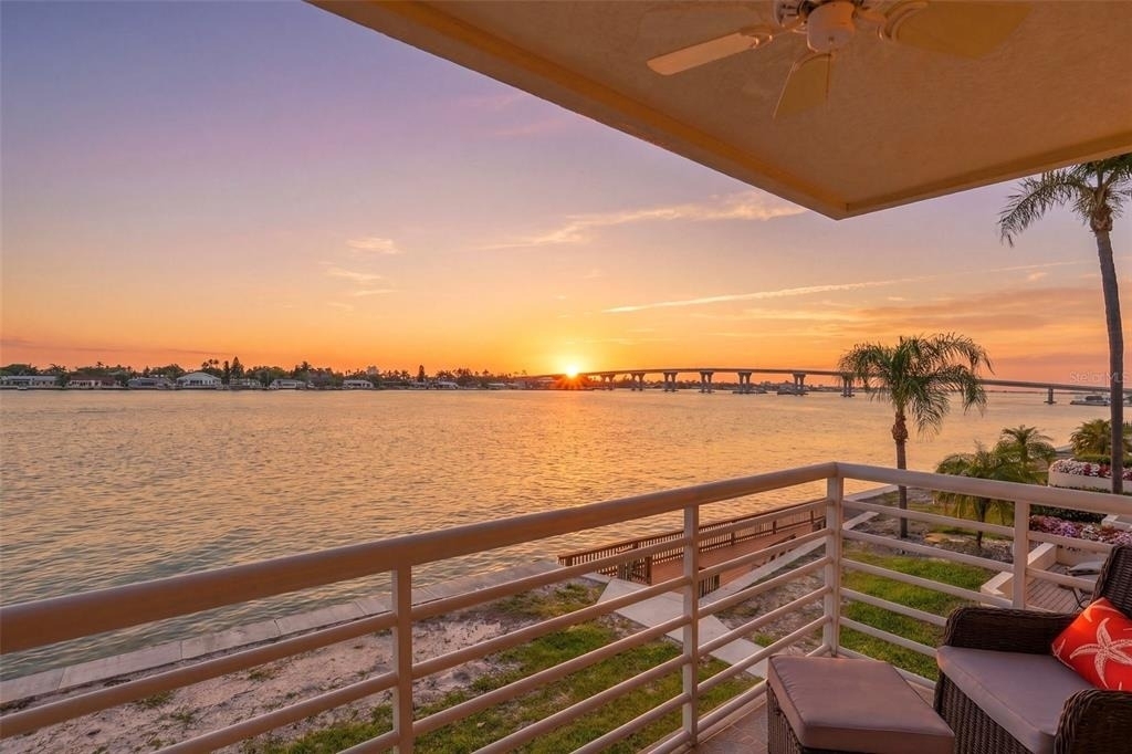 6085 Bahia Del Mar Circle - Photo 4