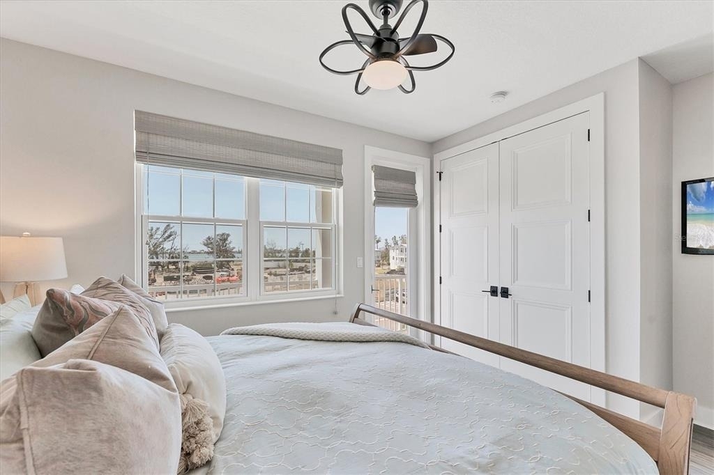 4357 Marina View Way - Photo 37
