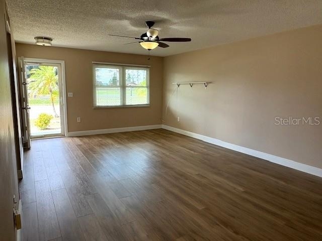 1005 Rickenbacker Drive - Photo 6