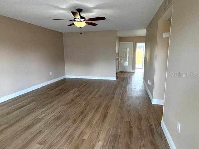 1005 Rickenbacker Drive - Photo 2