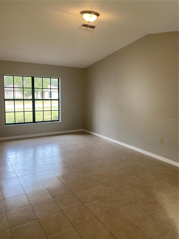 2459 Landover Boulevard - Photo 3