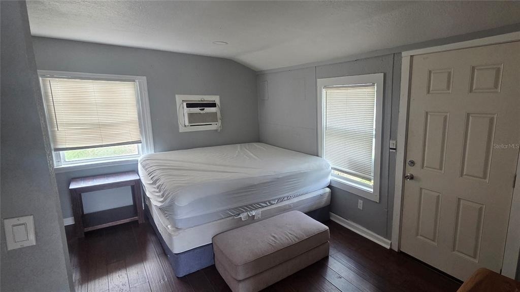 5475 42nd Street N - Photo 5