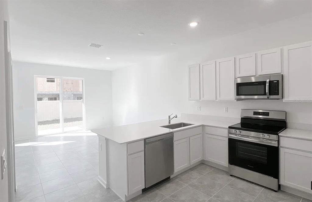 2562 Skyline Loop - Photo 4