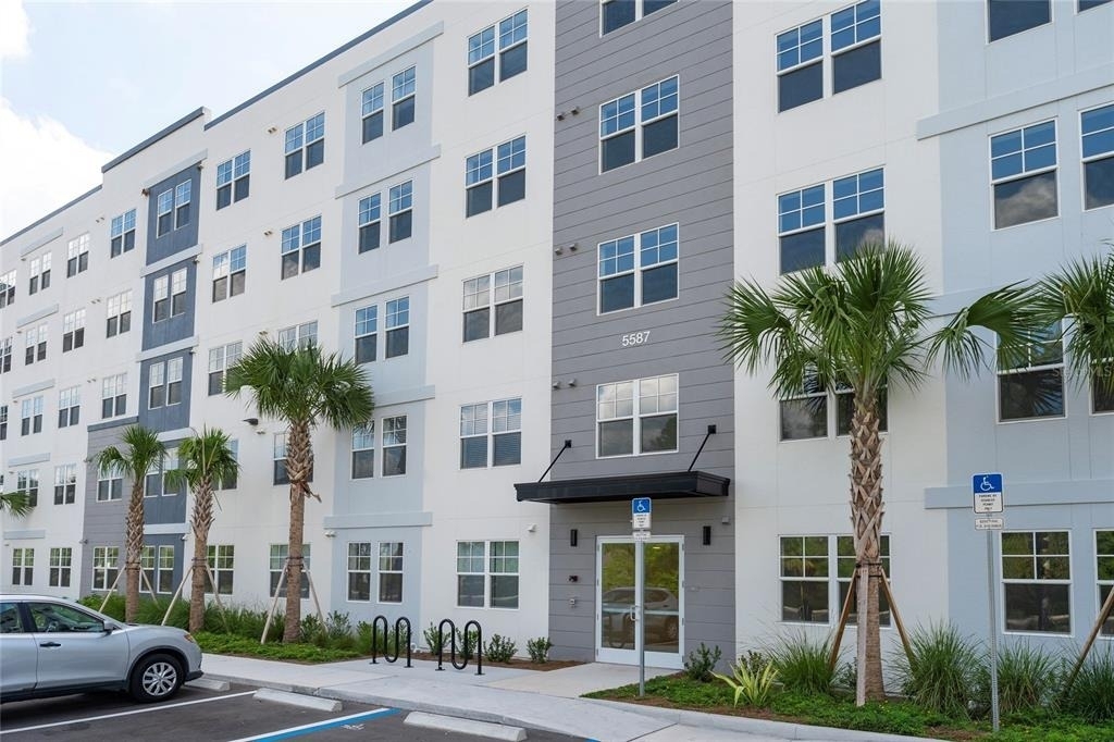 5587 Millenia Park Boulevard - Photo 2