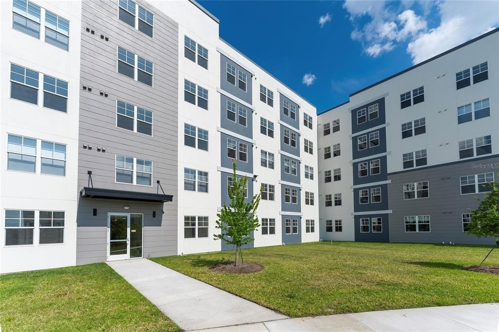 5587 Millenia Park Boulevard - Photo 1