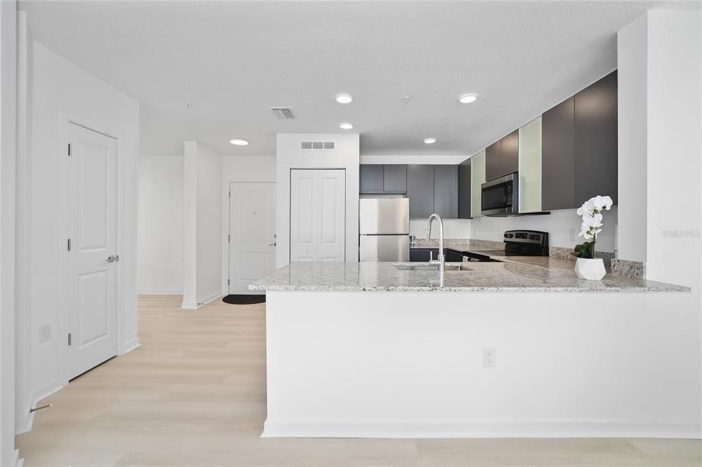 5587 Millenia Park Boulevard - Photo 8