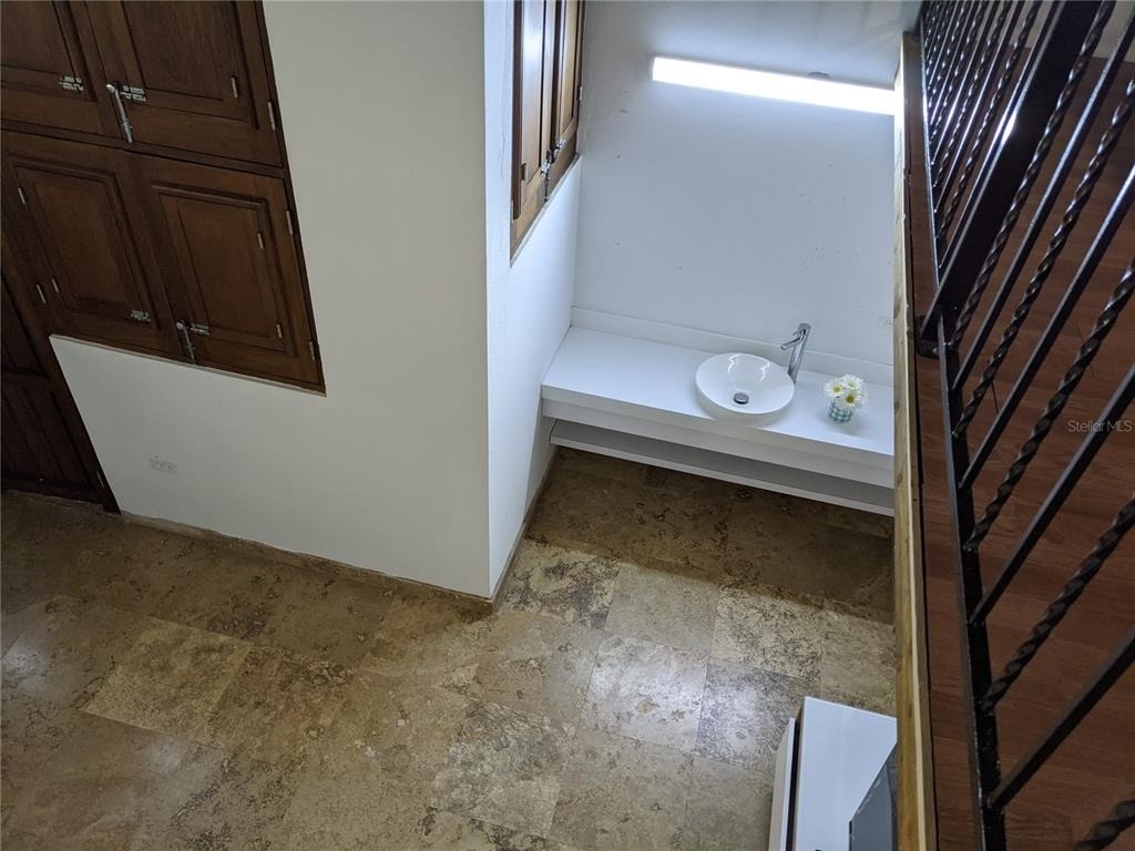 253 Luna St. - Photo 12