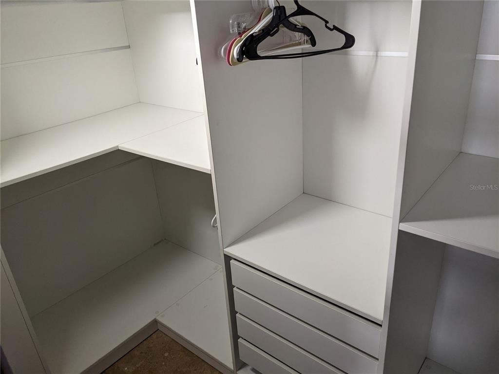 253 Luna St. - Photo 9