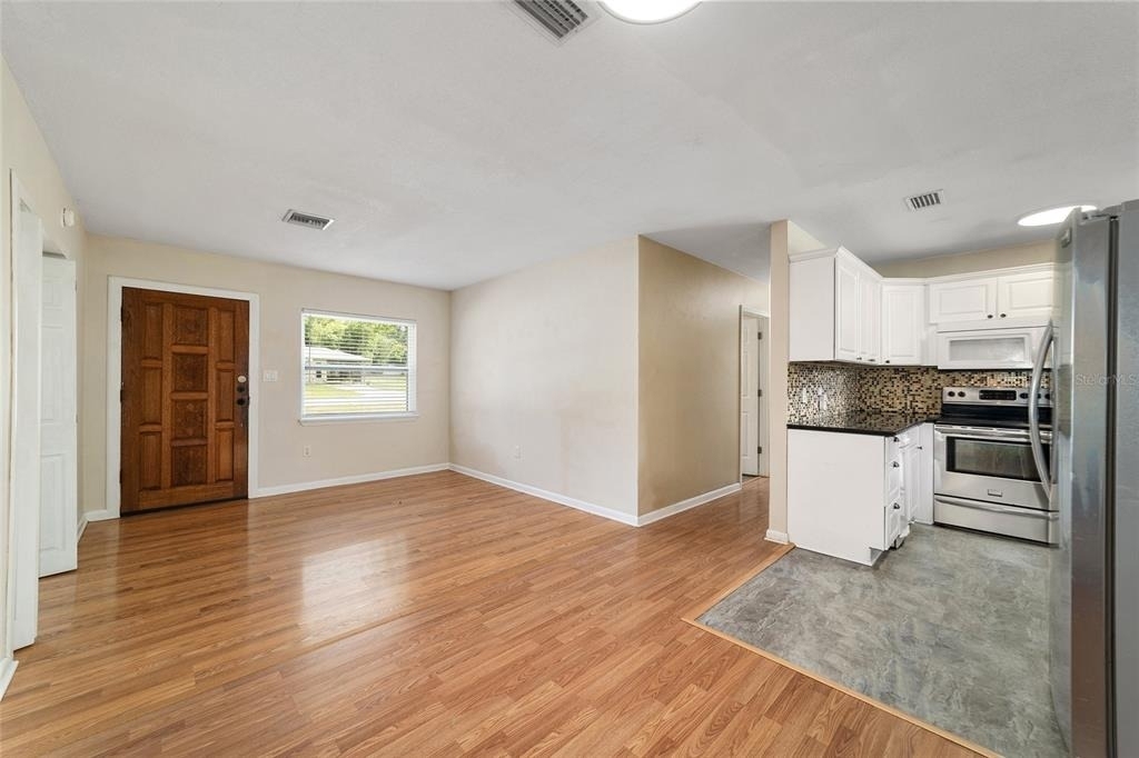 2936 Se 13th Street - Photo 9
