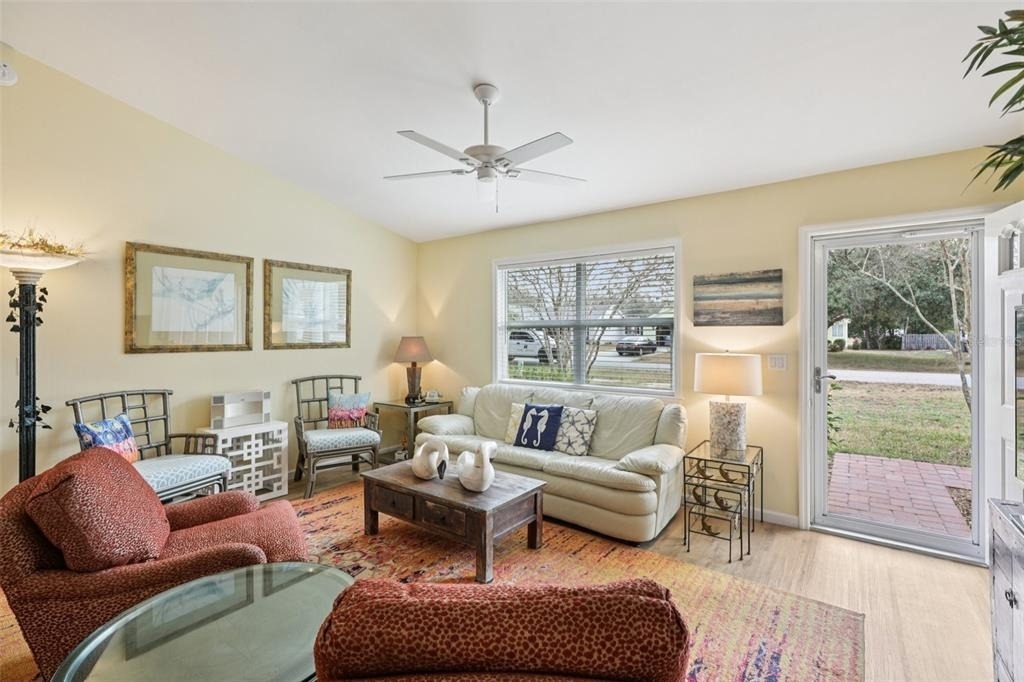 1625 New Abbey Avenue - Photo 2