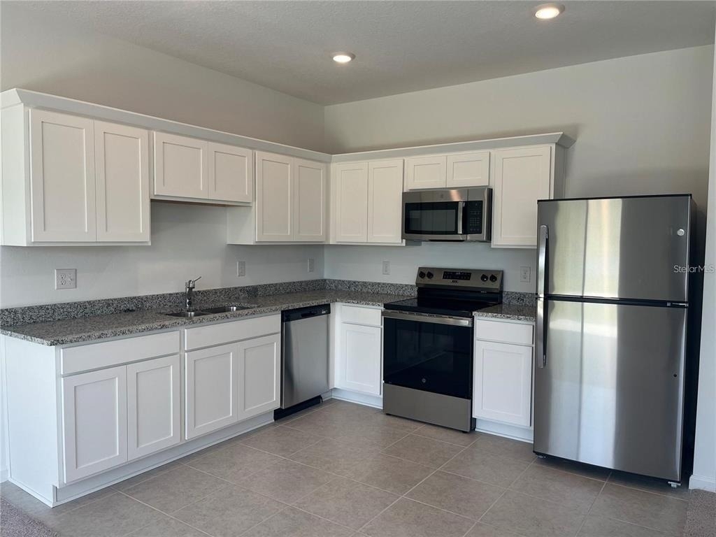 3301 Vesara Drive - Photo 2