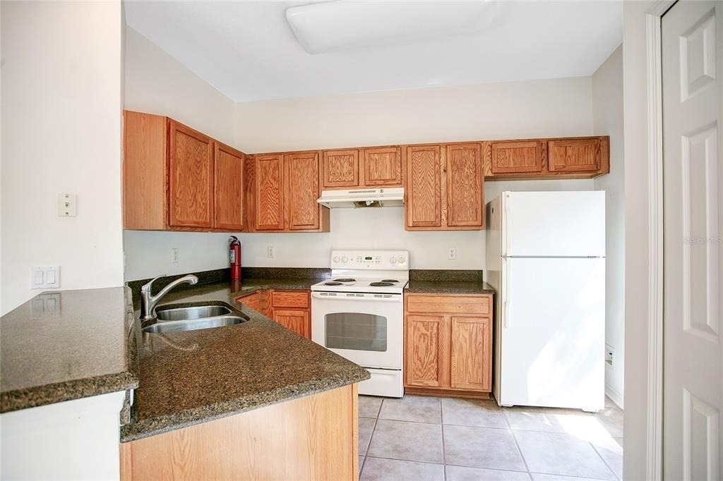 2401 Harleyford Place - Photo 5