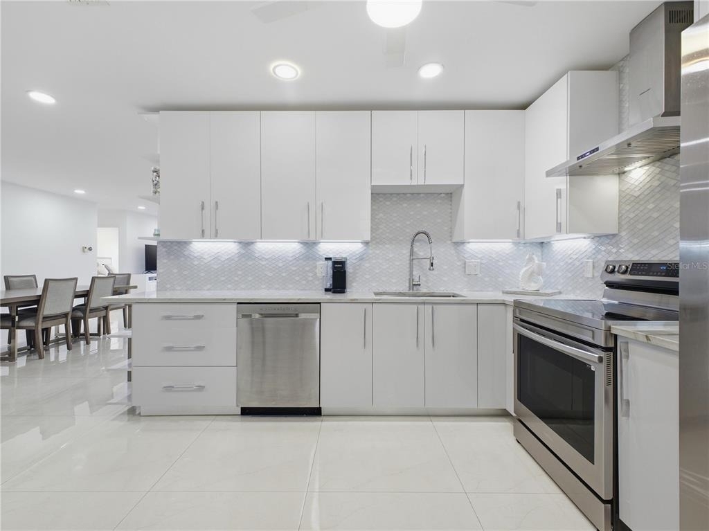 5157 Floria Way - Photo 14