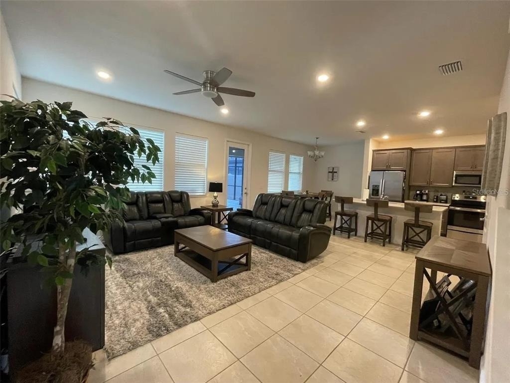1438 N River Circle - Photo 2