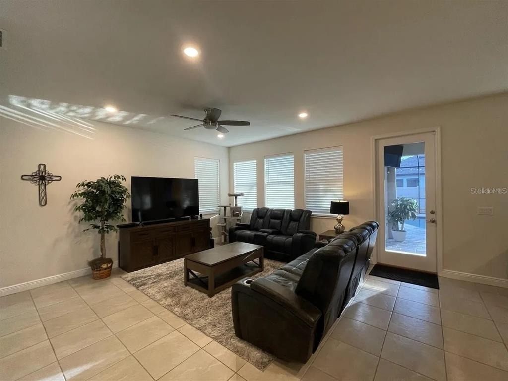 1438 N River Circle - Photo 4