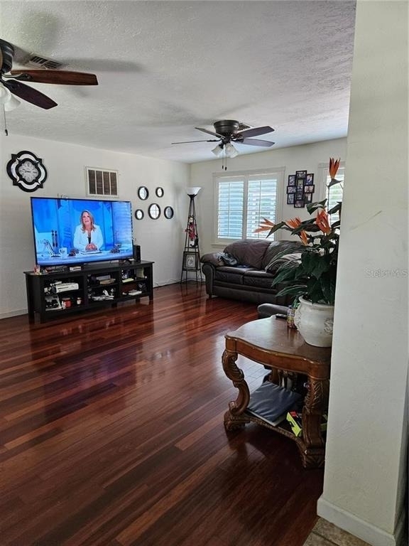 11500 Judge Avenue - Photo 2