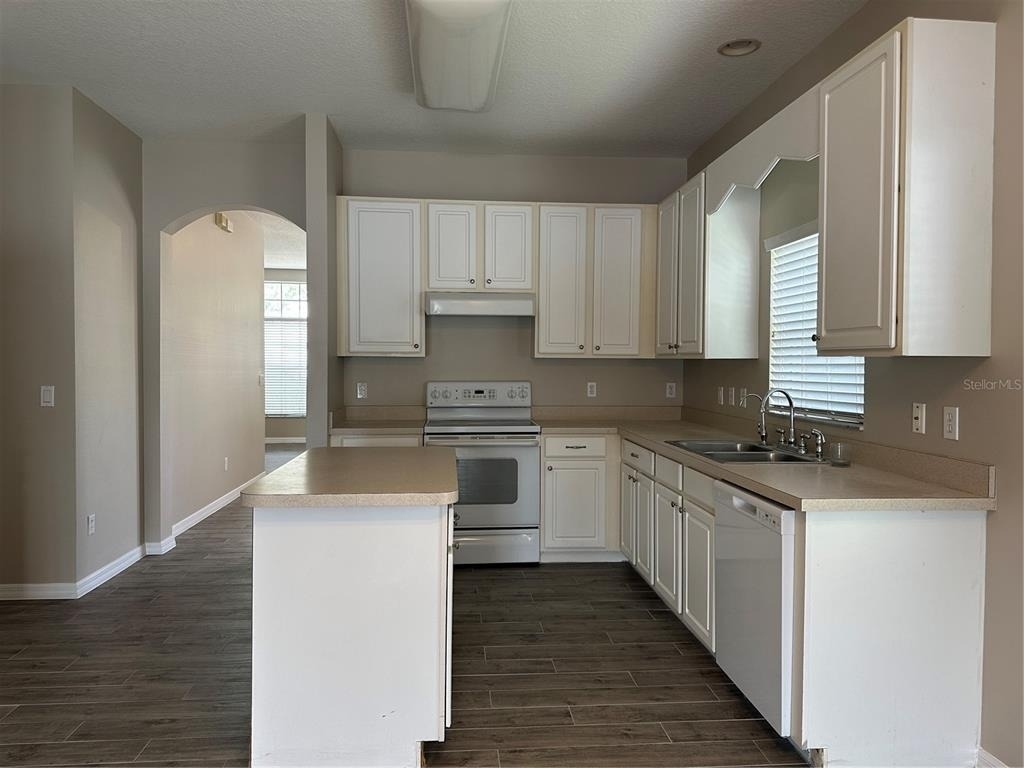 5996 Milford Haven Place - Photo 8