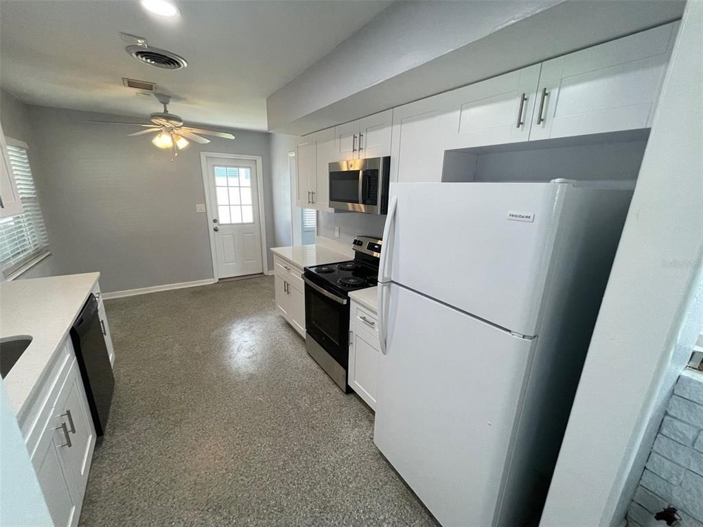 520 Seneca Trail - Photo 5