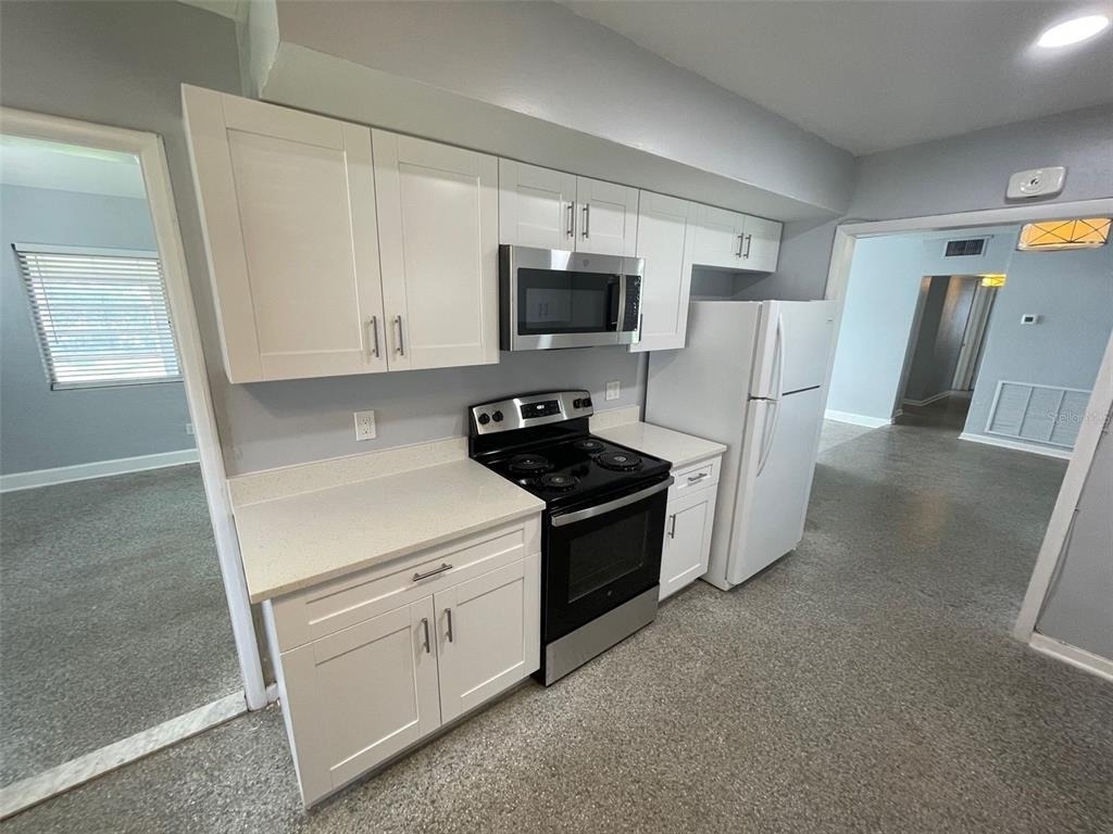 520 Seneca Trail - Photo 3