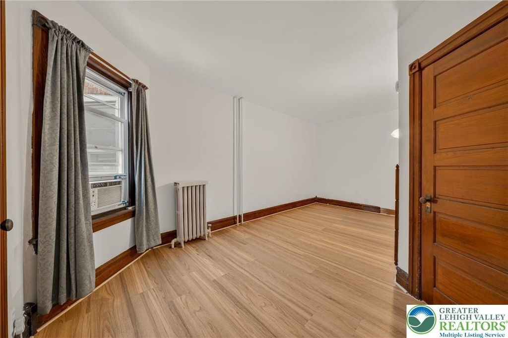 626 11th Street - Photo 22