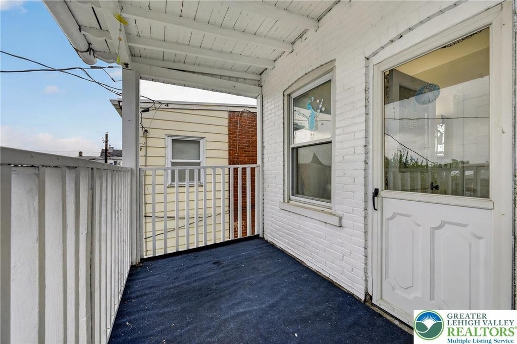 626 11th Street - Photo 27