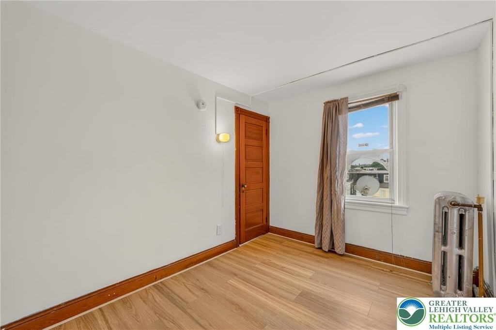 626 11th Street - Photo 35