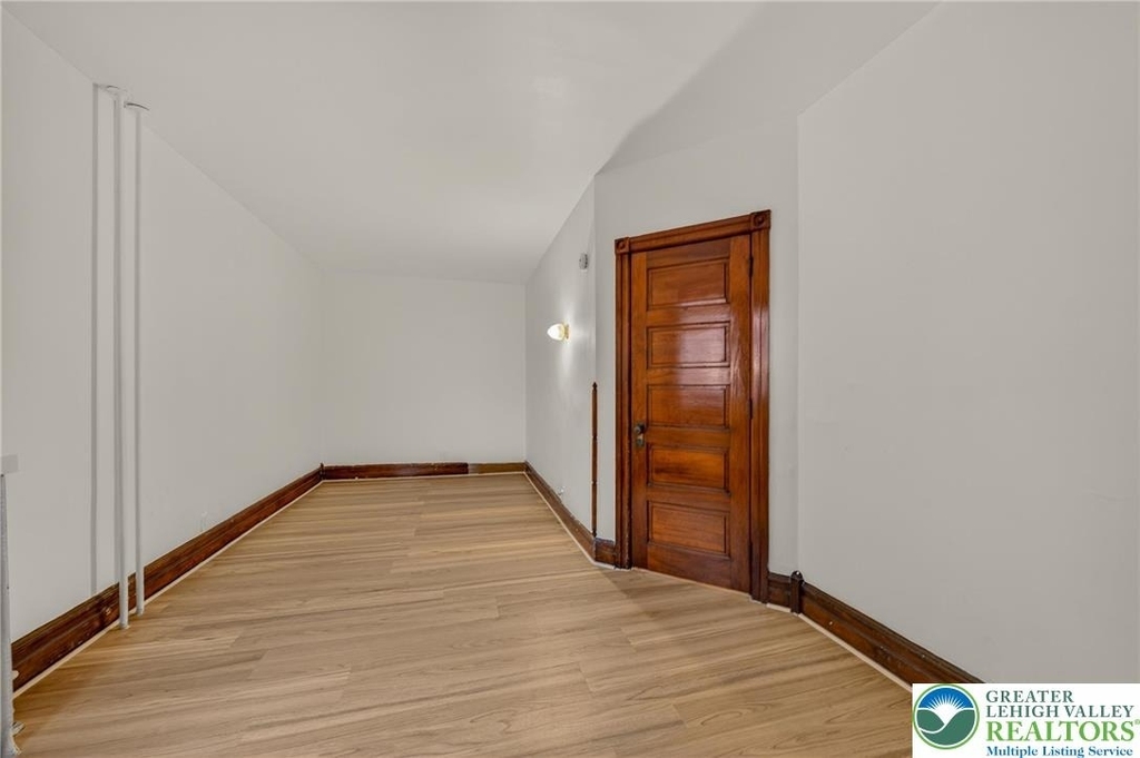 626 11th Street - Photo 21