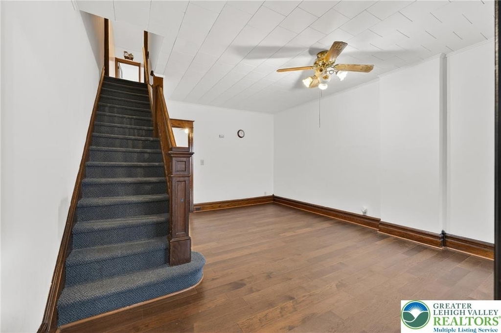 626 11th Street - Photo 8