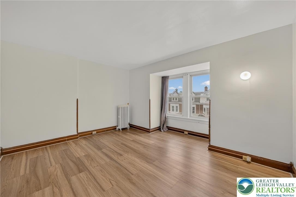 626 11th Street - Photo 36
