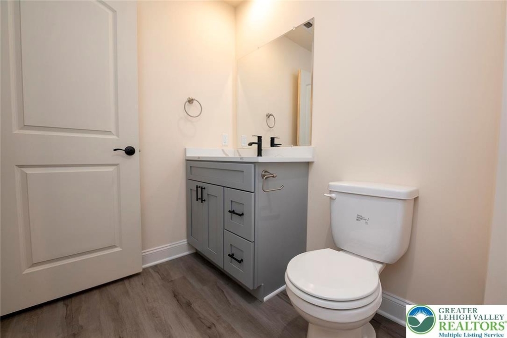 160 William Street - Photo 17