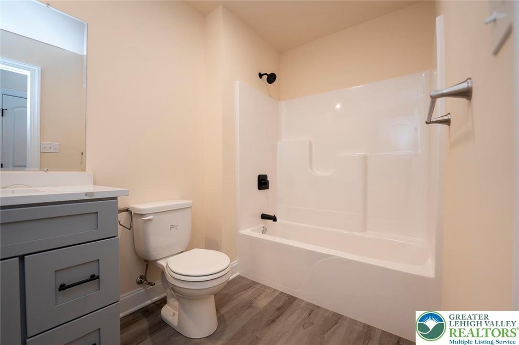 160 William Street - Photo 16