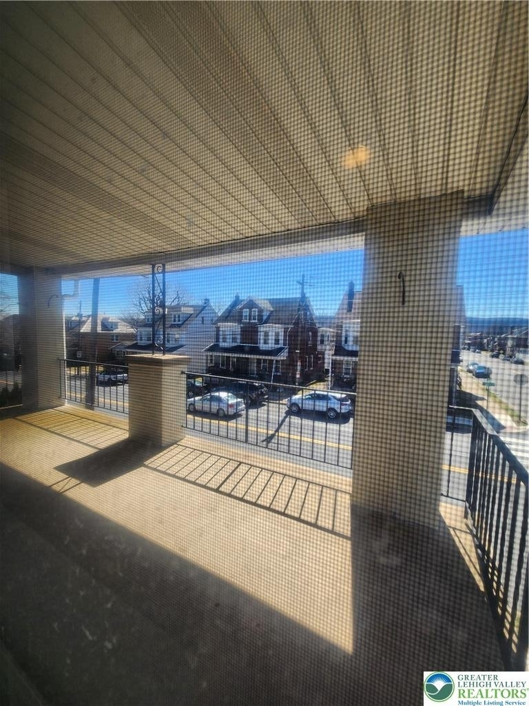 401 E Goepp Street - Photo 9