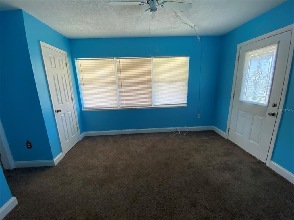 22017 Beverly Avenue - Photo 5