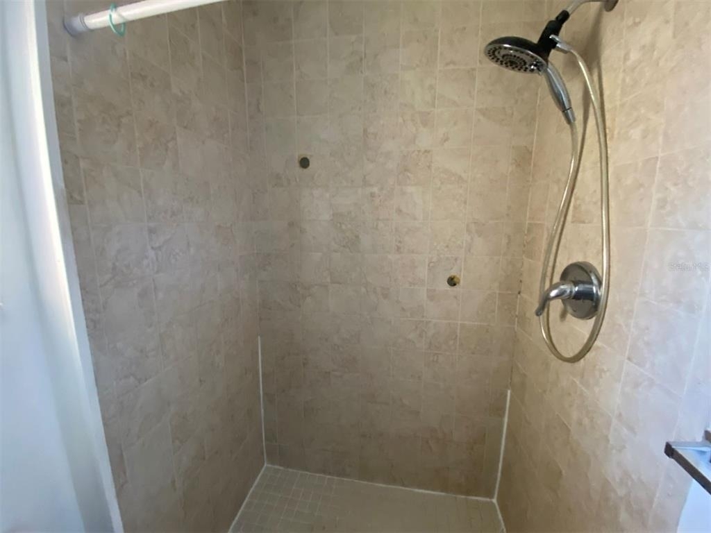 22017 Beverly Avenue - Photo 6