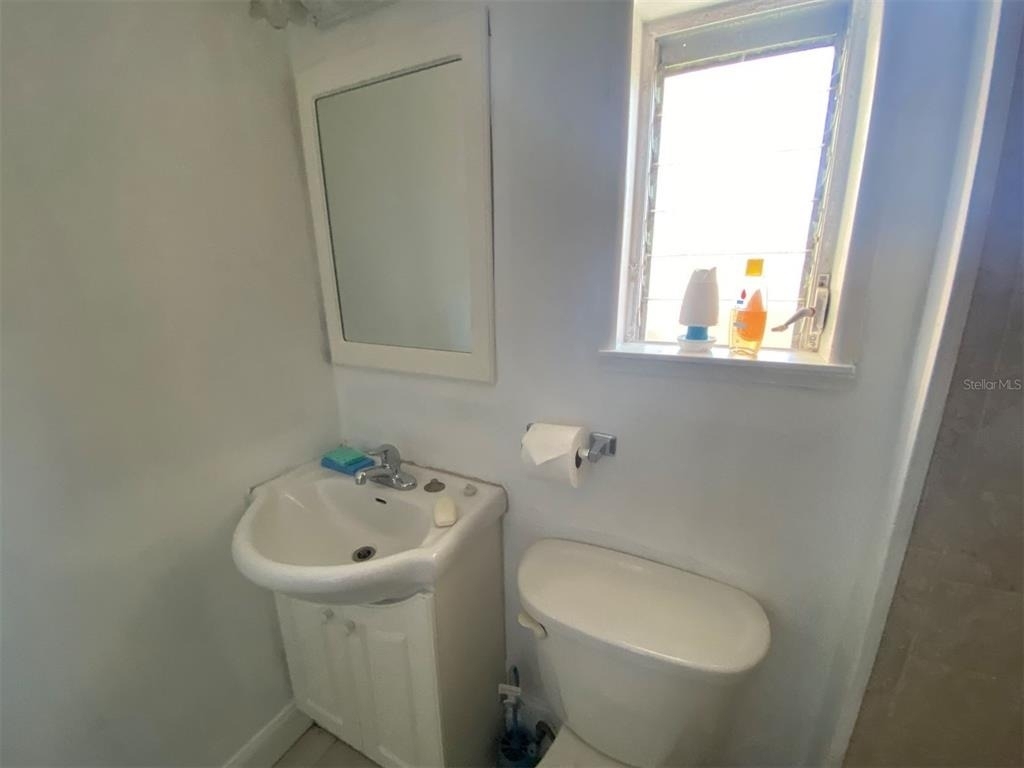 22017 Beverly Avenue - Photo 7