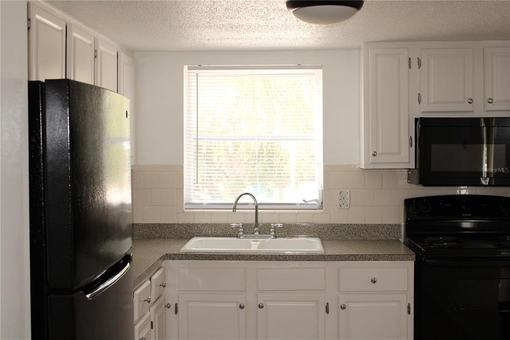 2423 60th Avenue W - Photo 3