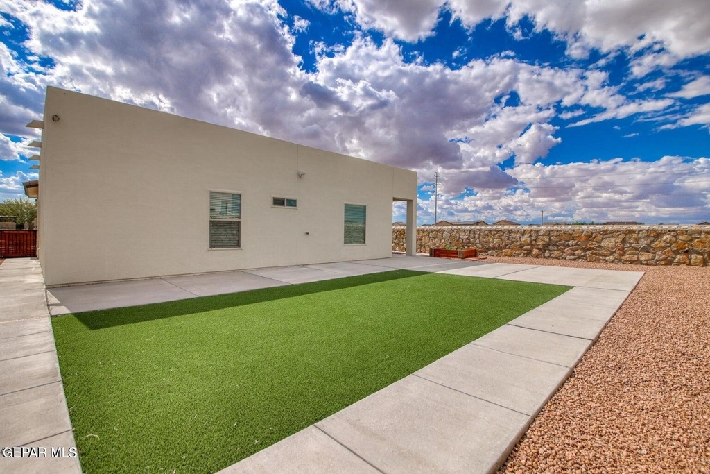2148 William Caples Street - Photo 16