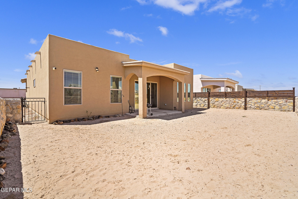 12911 Aberdare Drive - Photo 32