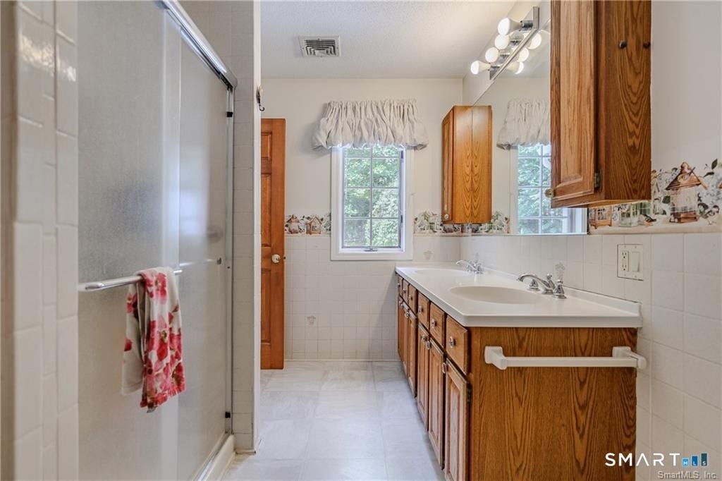 144 Munn Road - Photo 8