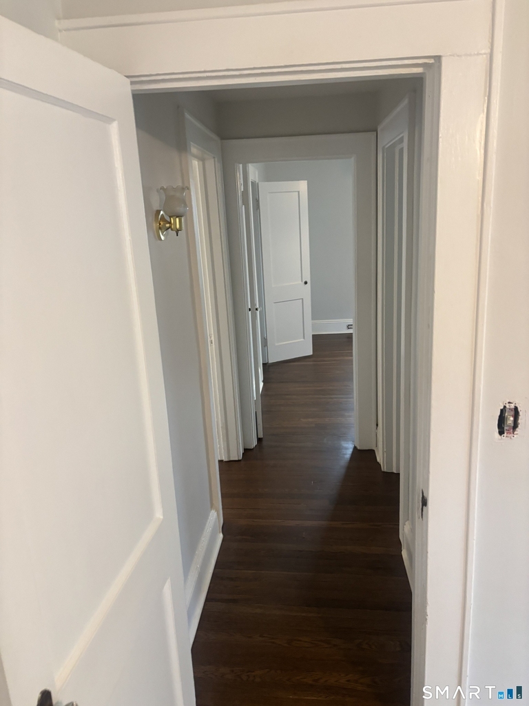 1095 Hillside Avenue - Photo 3