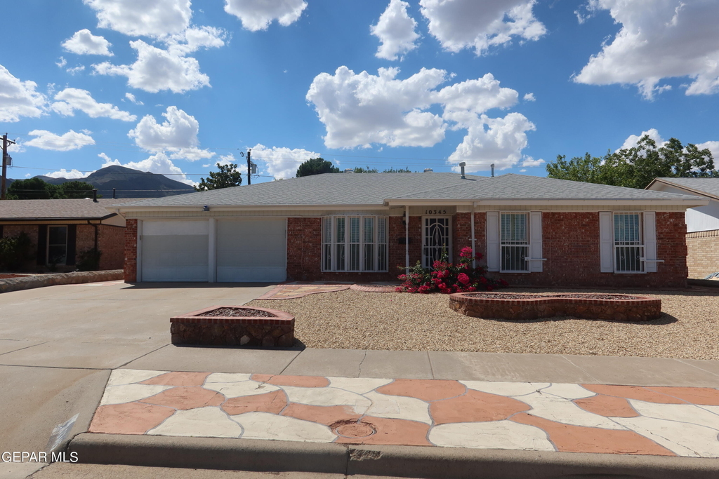 10345 Biscaine Street - Photo 0