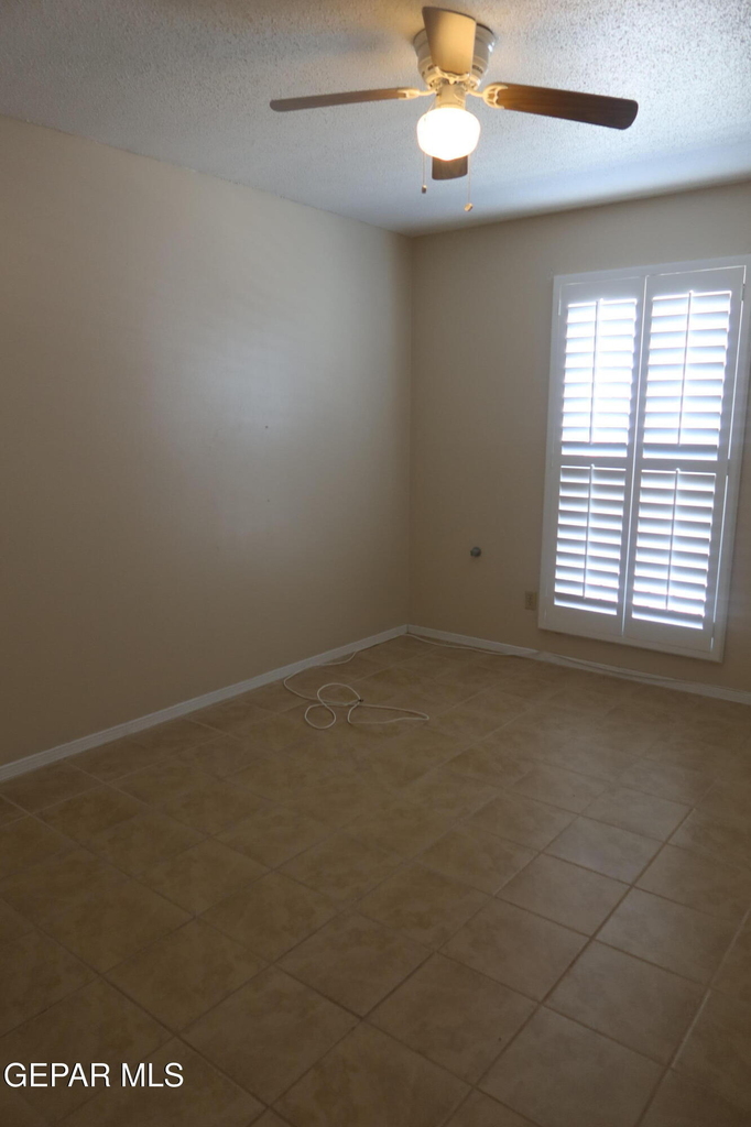 10345 Biscaine Street - Photo 11