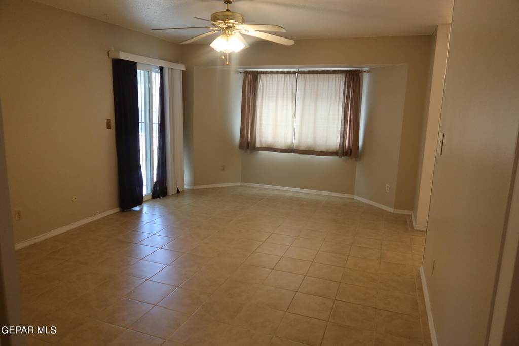 10345 Biscaine Street - Photo 15
