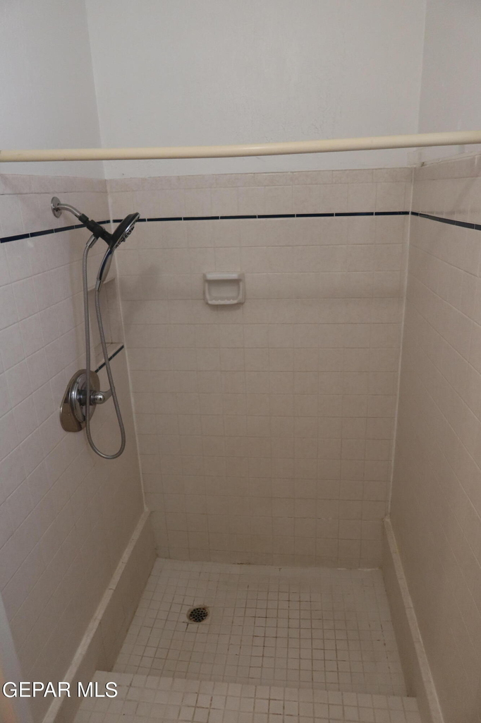 10345 Biscaine Street - Photo 18