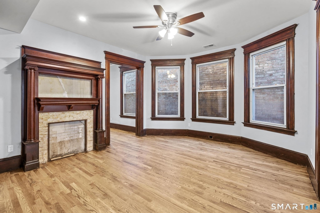 548 Ferry Street - Photo 6
