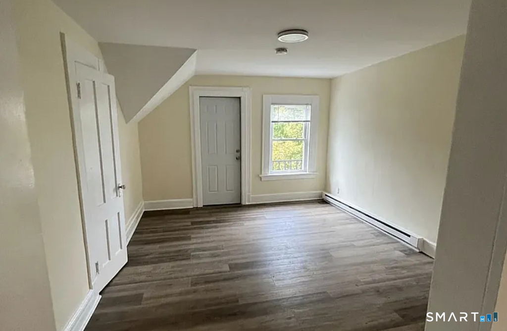 570 Broad Street - Photo 1