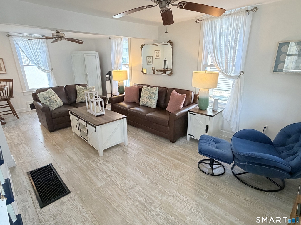 19 Willow Street - Photo 2